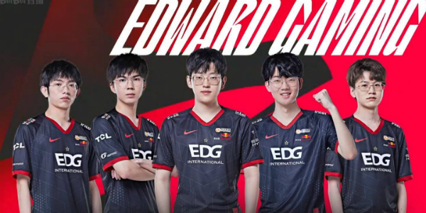 LPL战报：EDG2-0击败RA晋级季后赛,Viper卡莉丝塔无限超神局